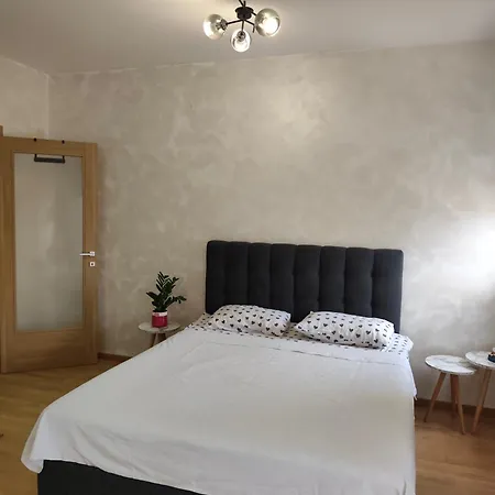 Smart Kramar Apartment